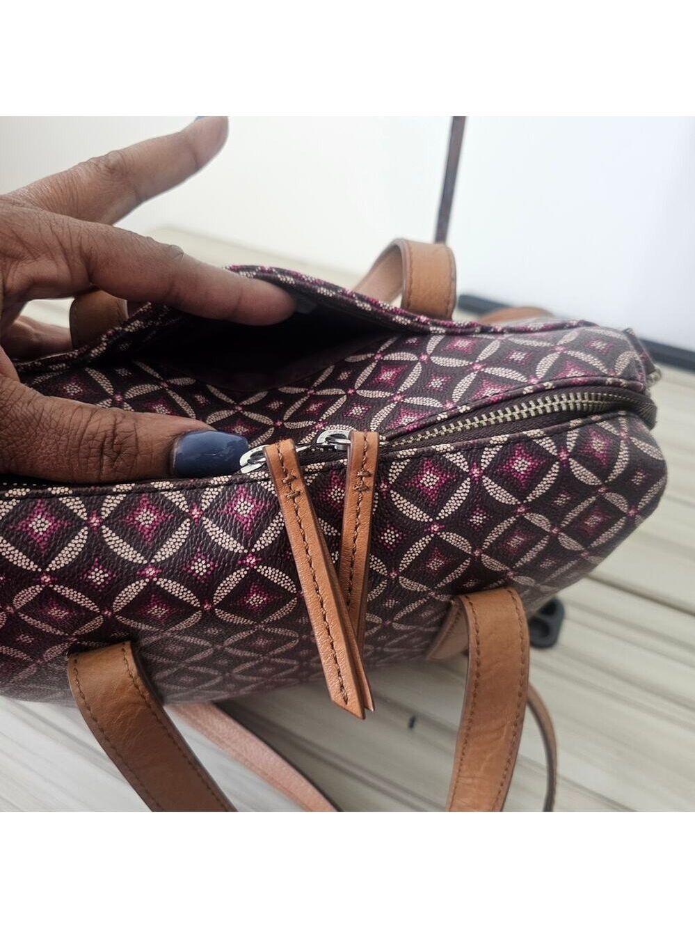 Fossil Sydney Satchel Geometric Pattern with Crossbody Strap - Picture 7 of 9